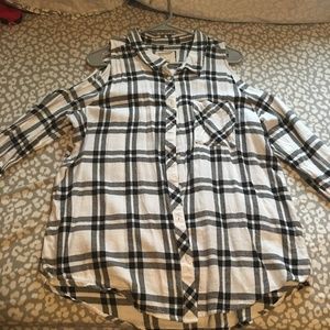 Cold/Open Shoulder Flannel